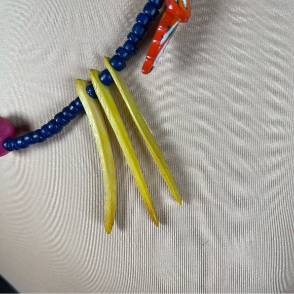 Hand-Carved Parrot Beaded Necklace Blue Tropical Boho Statement Jewelry - Picture 3 of 9